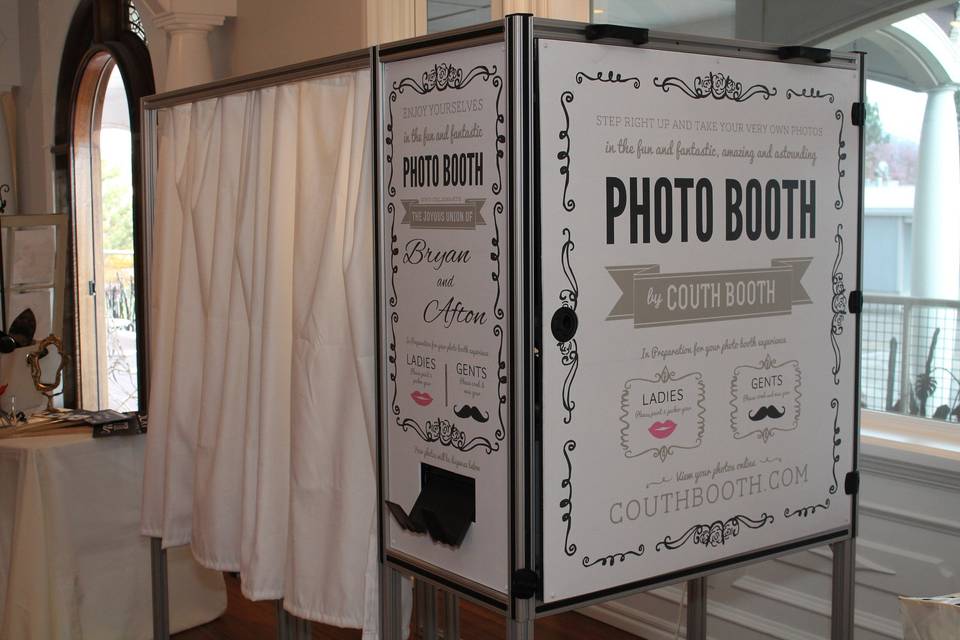 Couth Booth Photo Booths