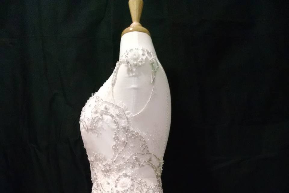 Rosario of Westchester Tailoring and Alterations