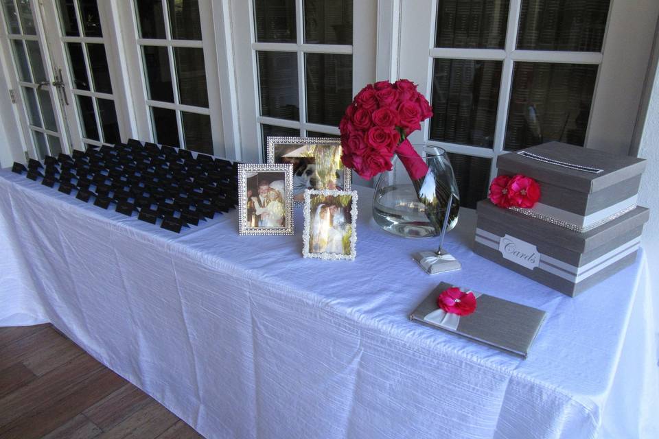 Escort Card, Sign-in, Gift Card Box Table