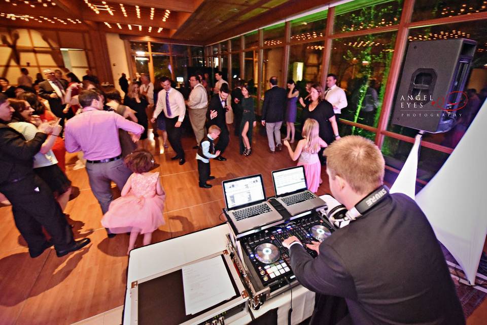 My Chicago Wedding DJ