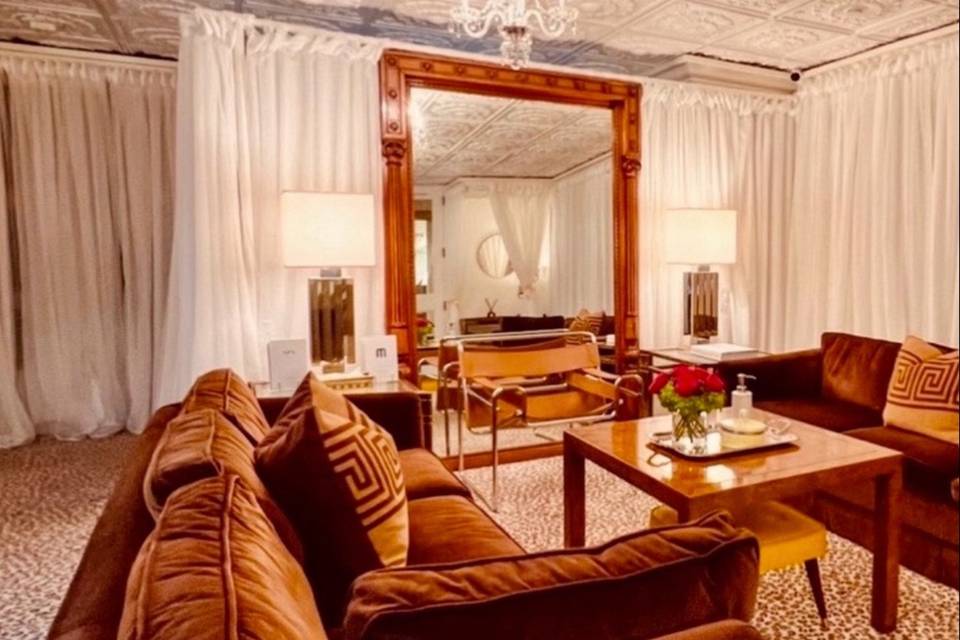 spa hotel sepia loung_2000px.jpg