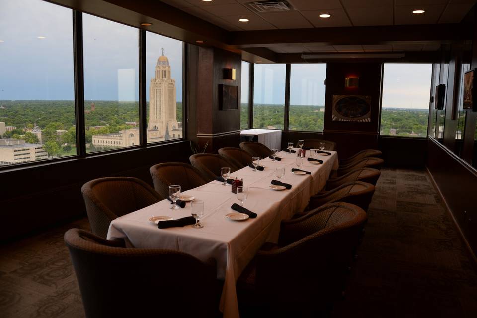 Capitol Room for intimate dining