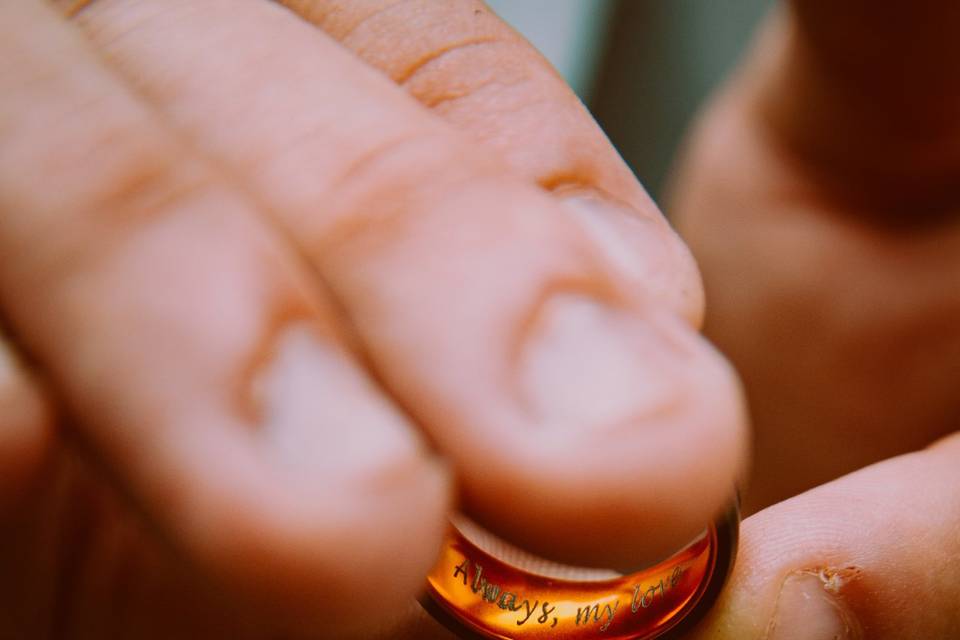 Capturing the sweetest gesture