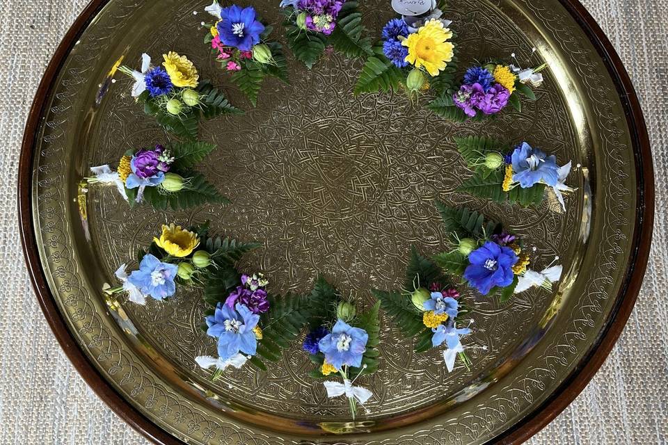 Boutonniéres with Color