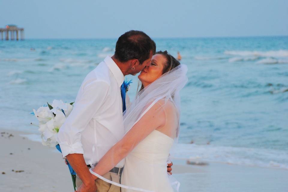 Tropical Beach Weddings