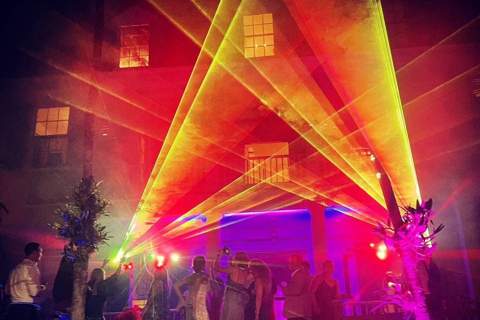 Howell laser wedding