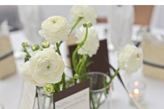 Ranunculus table centerpieces