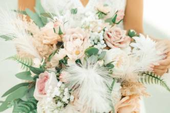 Blush bridal bouquet