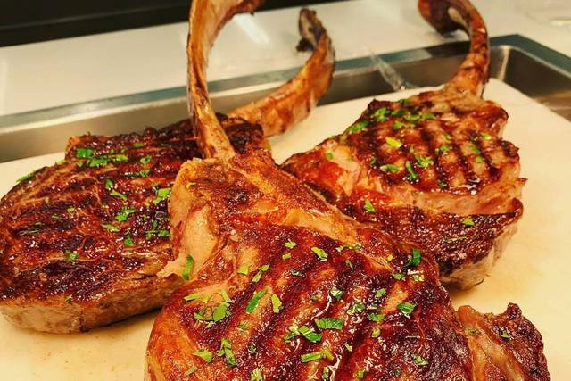 Prime Tomahawk Steak