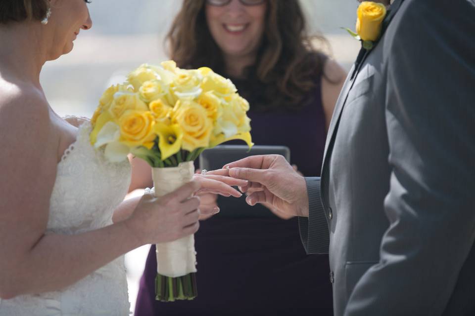 Jill & Steve, March 2015, Forsyth Park. Photo by It's Megan Jones.