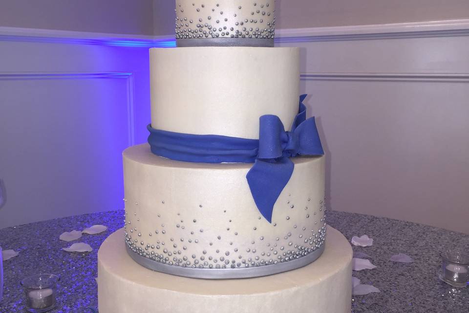 The Village Bakery - Wedding Cake - Houston, TX - WeddingWire