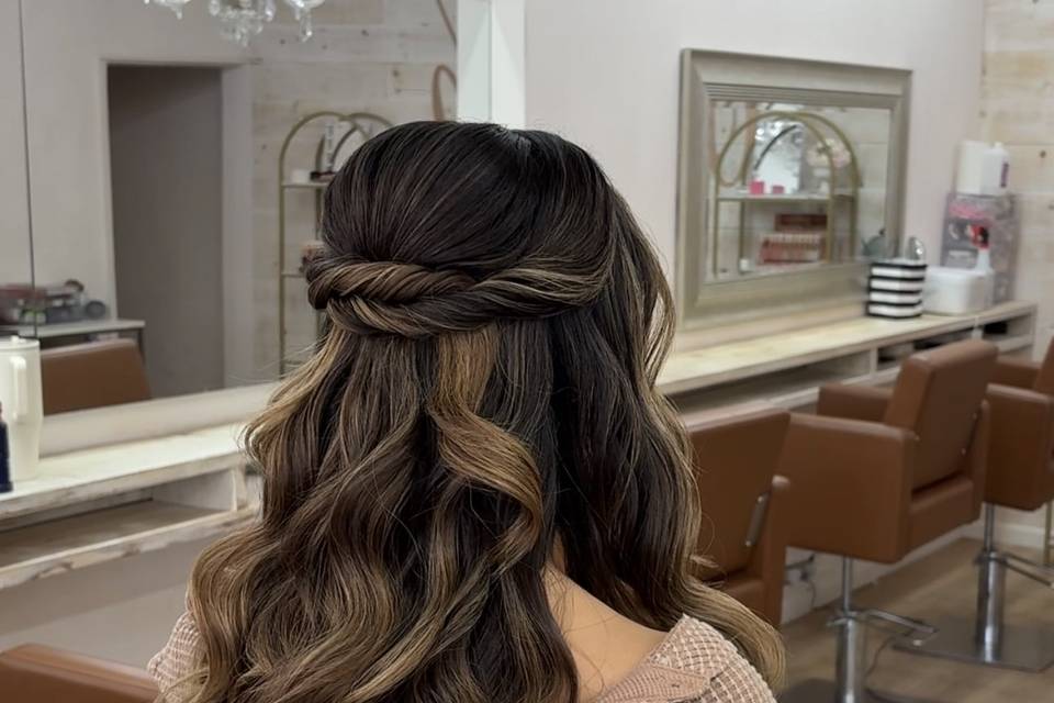 Bridal half up/down