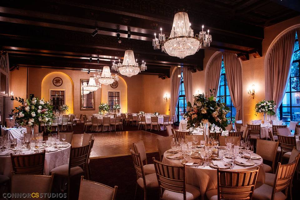 Sophisticated decor for the reception