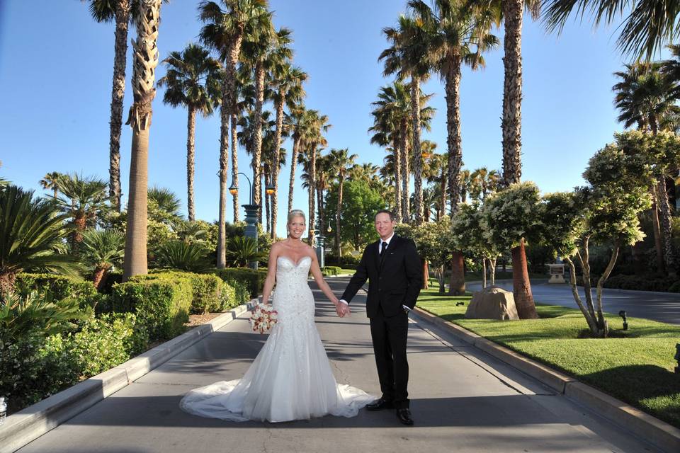 mandalay bay beach wedding