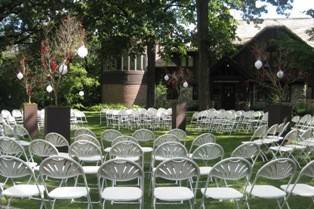 The front lawn of MacNider Art Museum is also an excellent spot for a ceremony!