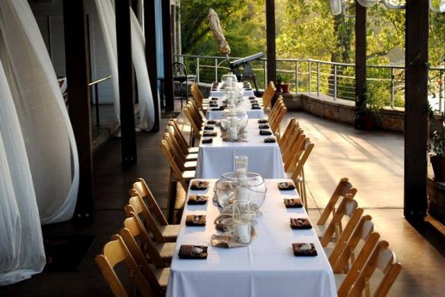 Table setting