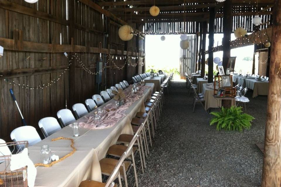 Reception in Event Barn