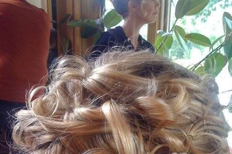 Updo details