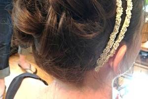 Updo and hairband details