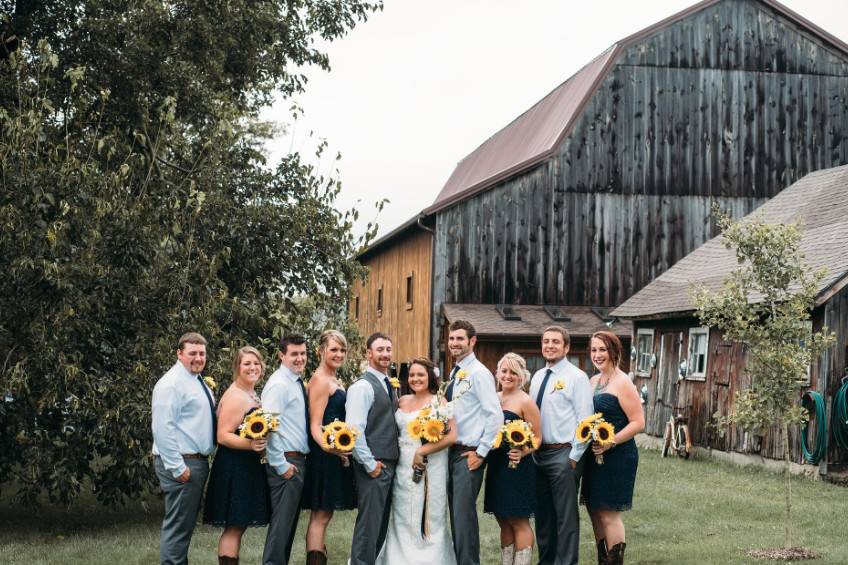 Couple with bridesmaid and groomsmen