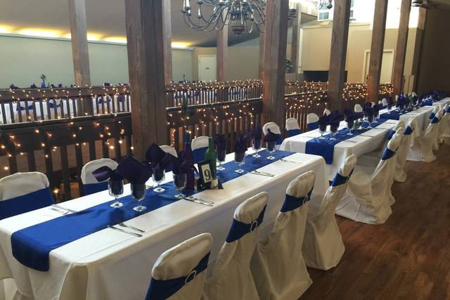 Long table setting