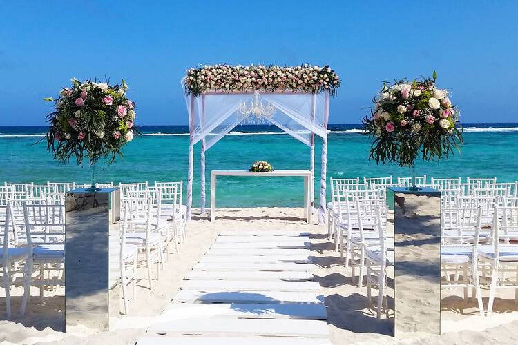 Wedding option beach