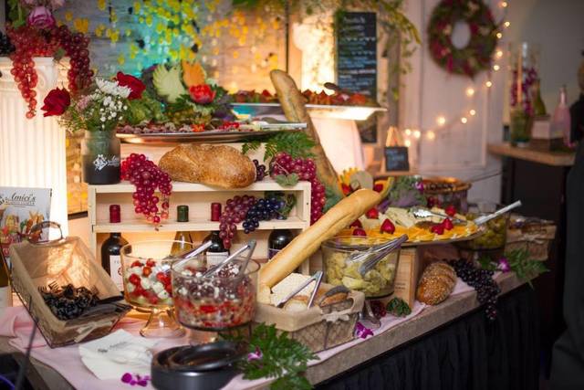 Amici's Catered Cuisine