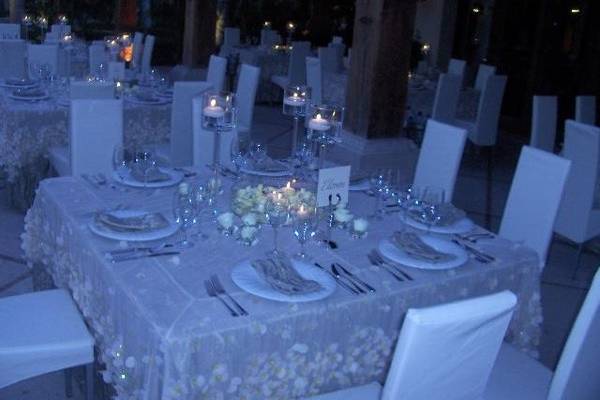 Table setting