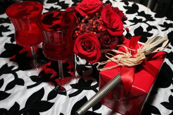 Corporate Holiday Party Giveaway - Floral By RJ Designs