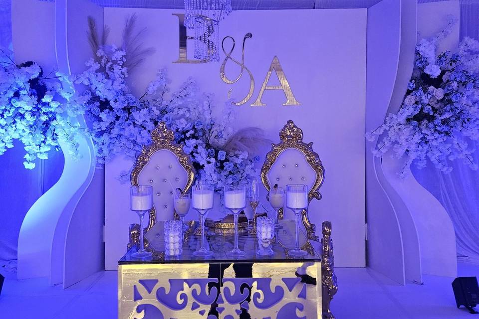 White and gold wedding