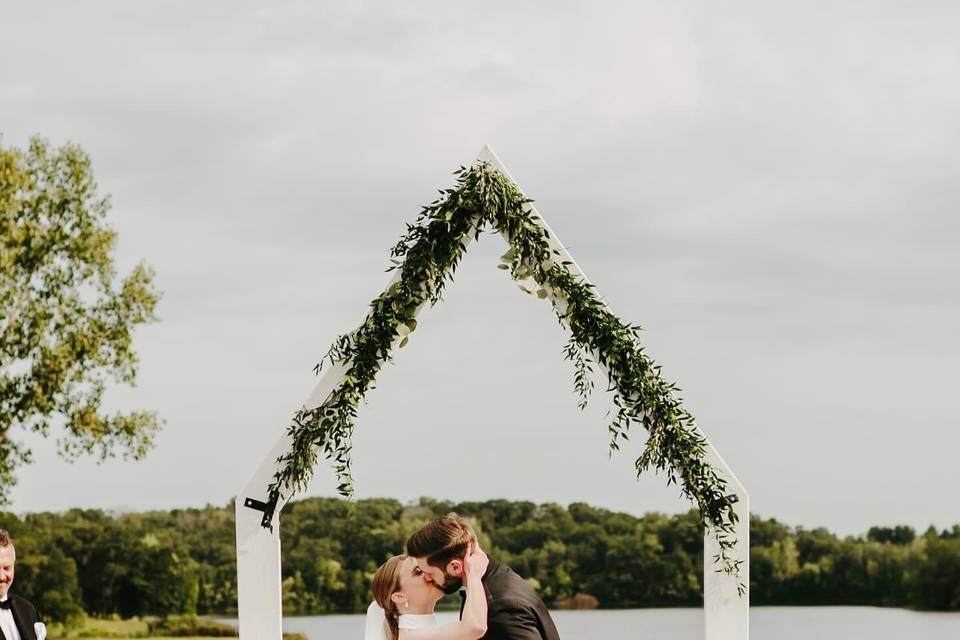 Simple Outdoor Ceremony Arch