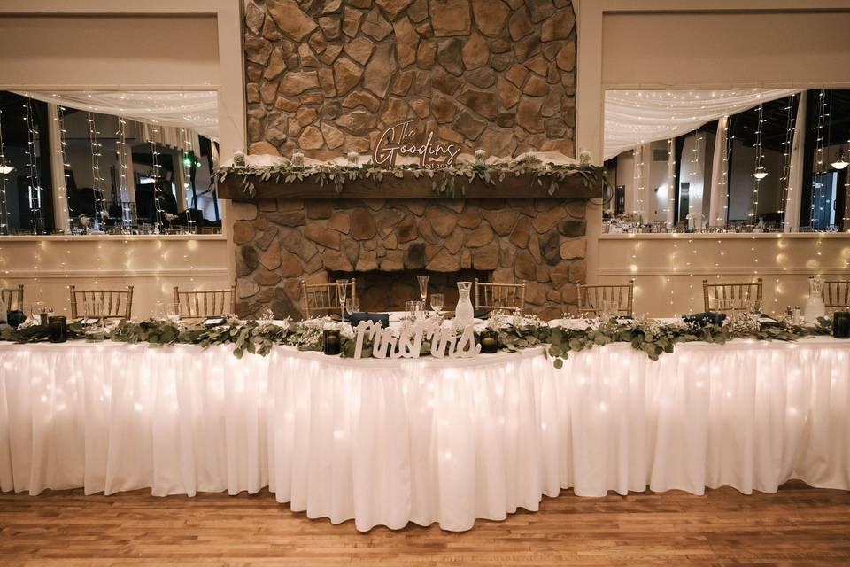 Head Table