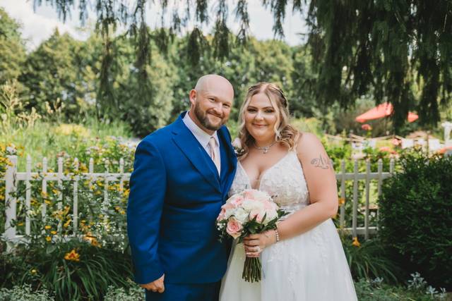 Alyssa Danielle Photography and Designs