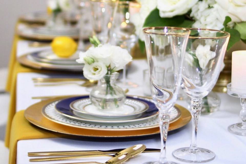 Formal tablescape