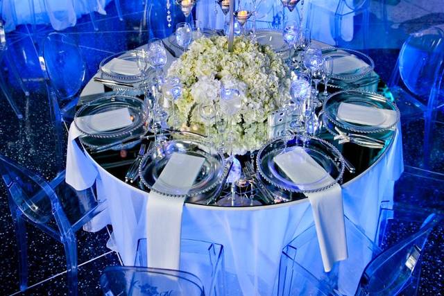 Newberry Brothers Floral & Décor