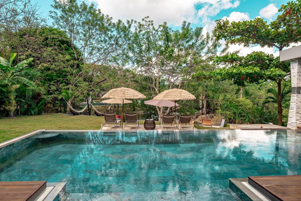 Casa Miyali Lakefront Villa