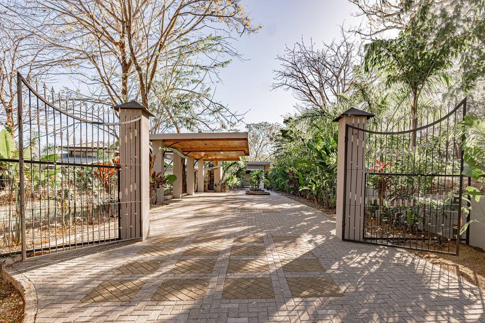 L1610129-HDR.jpg