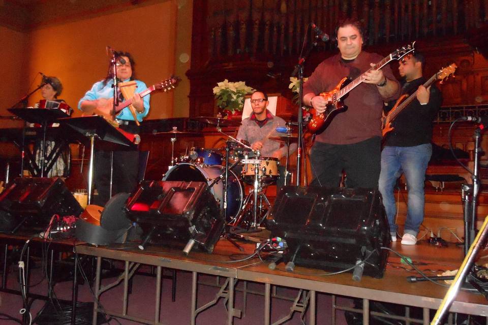 Simon Says Booking - Band - Orange, MA - WeddingWire