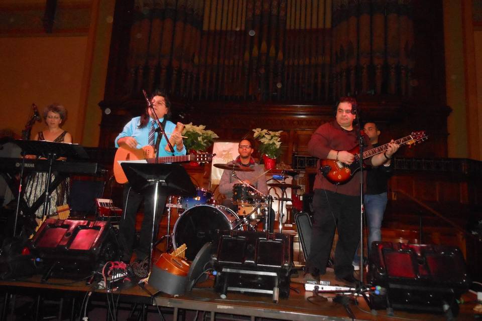 Simon Says Booking - Band - Orange, MA - WeddingWire