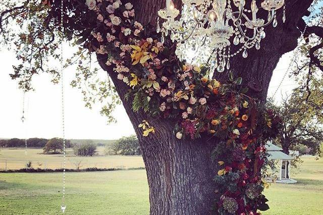 Oak Tree decoration