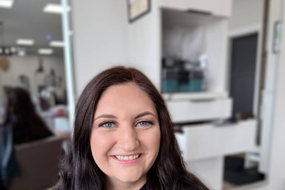 Traditional makeup