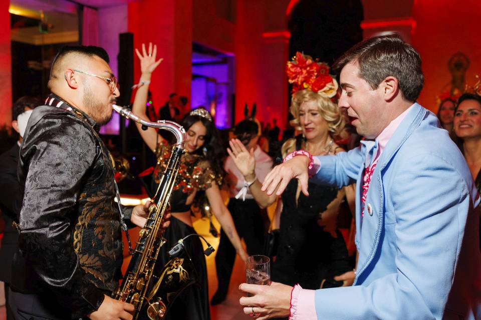Reception Sax