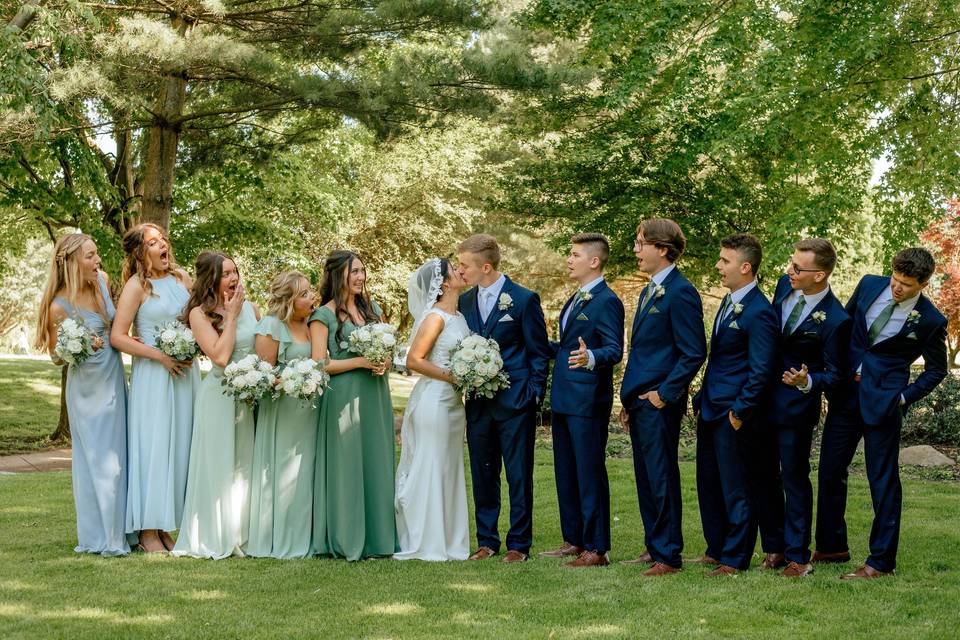 Cute Bridal Party