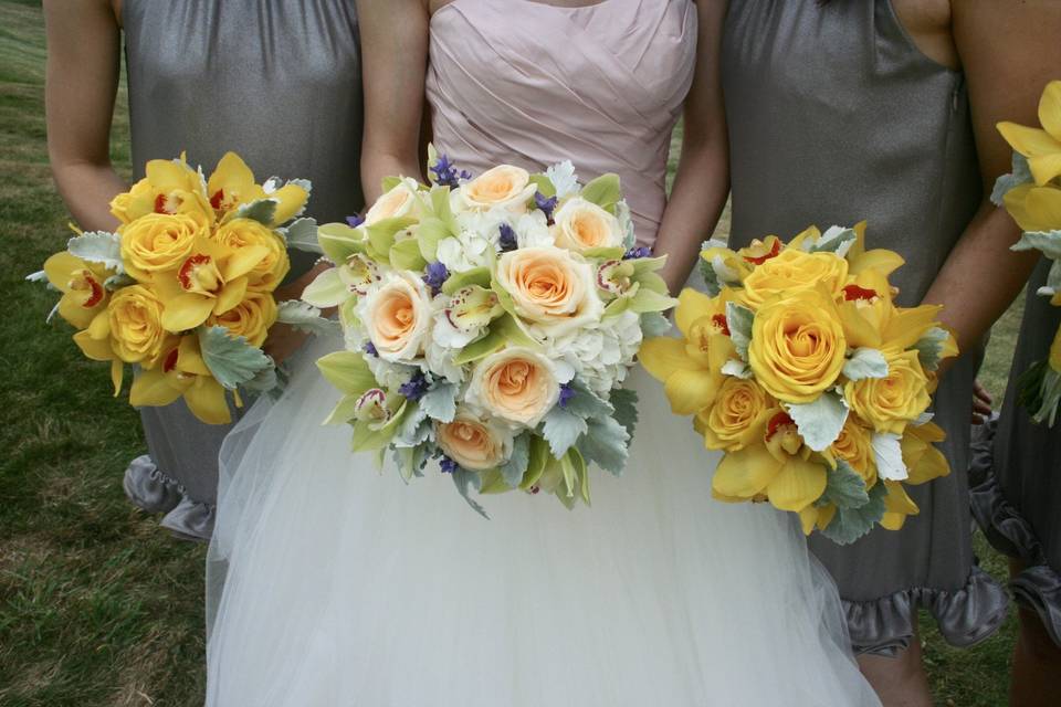 Yellow Flower Bouquets
