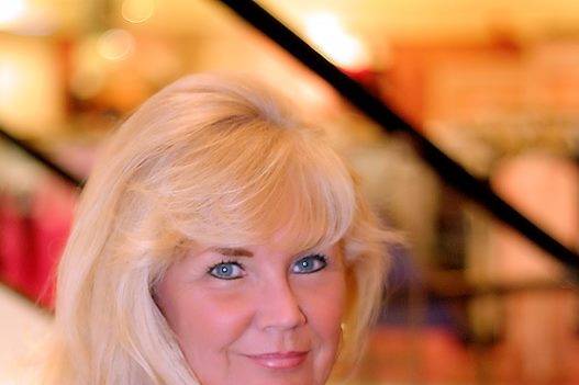 Kathie Nicolet Pianist  Ensembles & Soloists - The Knot