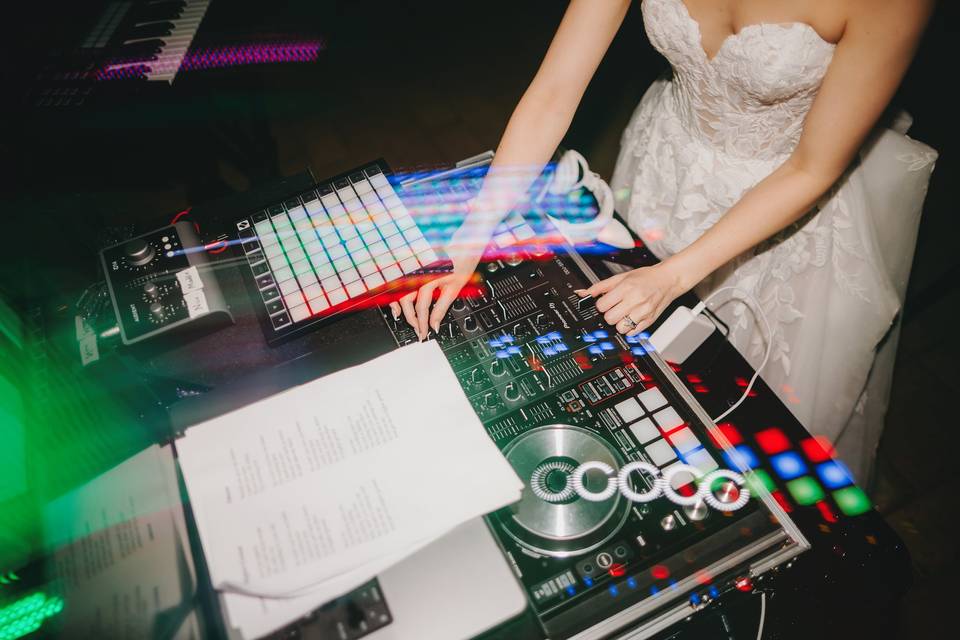 Bride tries to DJ!