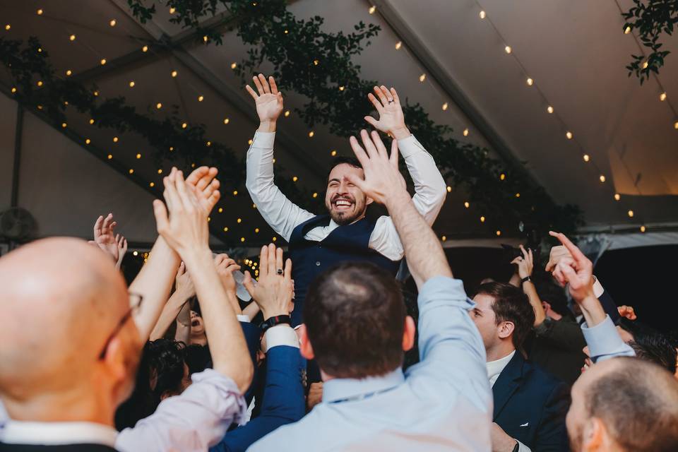 Crowd Surf!
