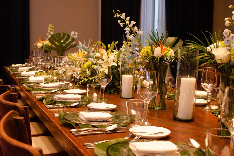 Tropical centerpieces