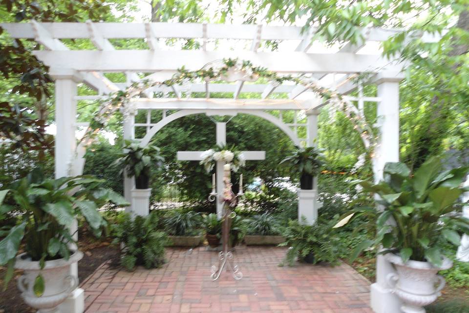 Magnolia Manor Bed & Breakfast