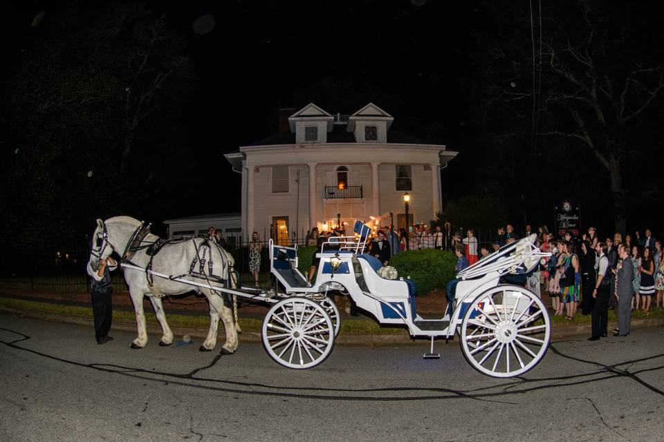 Magnolia Manor Bed & Breakfast